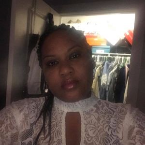 Meet your Posher, Tyronza